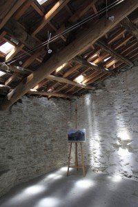 One of the studios that was renovated with the help of barters, especially the photographer Kara Quinn from Oregon.